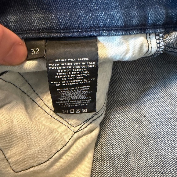 J Brand Men's Distressed Blue Straight Jeans (32x30) - Picture 5 of 6